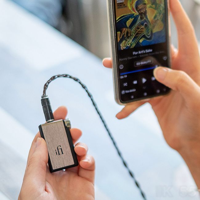 iFi Audio GO blu, portabler Kopfhörerverstärker mit | K55.ch iFi Audio GO blu, portabler Kopfhörerverstärker mit | K55.ch